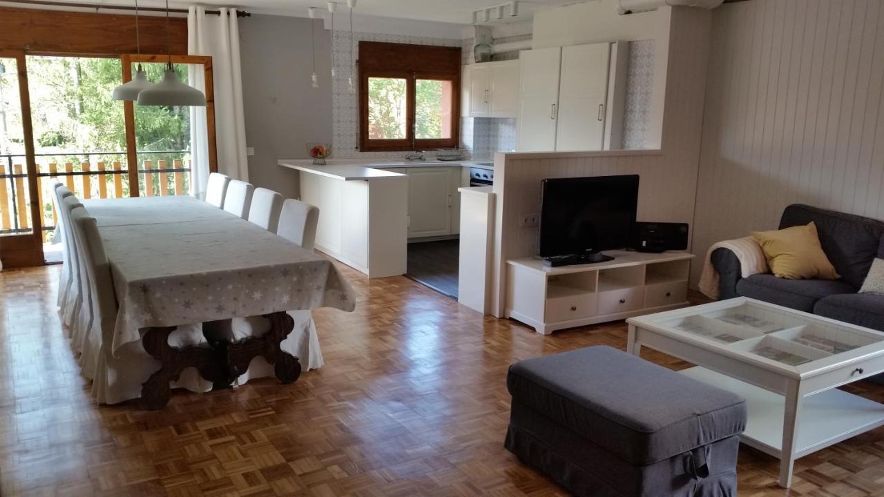 Amplio Apartamento Con Piscina En 리비아 외부 사진